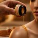 Foto 4: VELA DE MASSAGEM TEMPTATION COM FEROMONAS E AROMA DE CARAMELO 20ML CRUSHIOUS